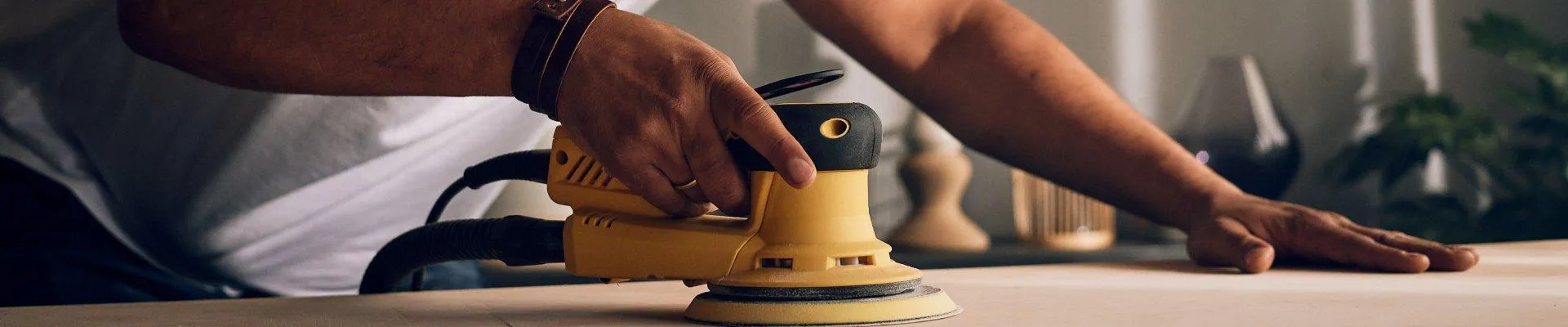 LUCRAȚI INTELIGENT. NU DUR.